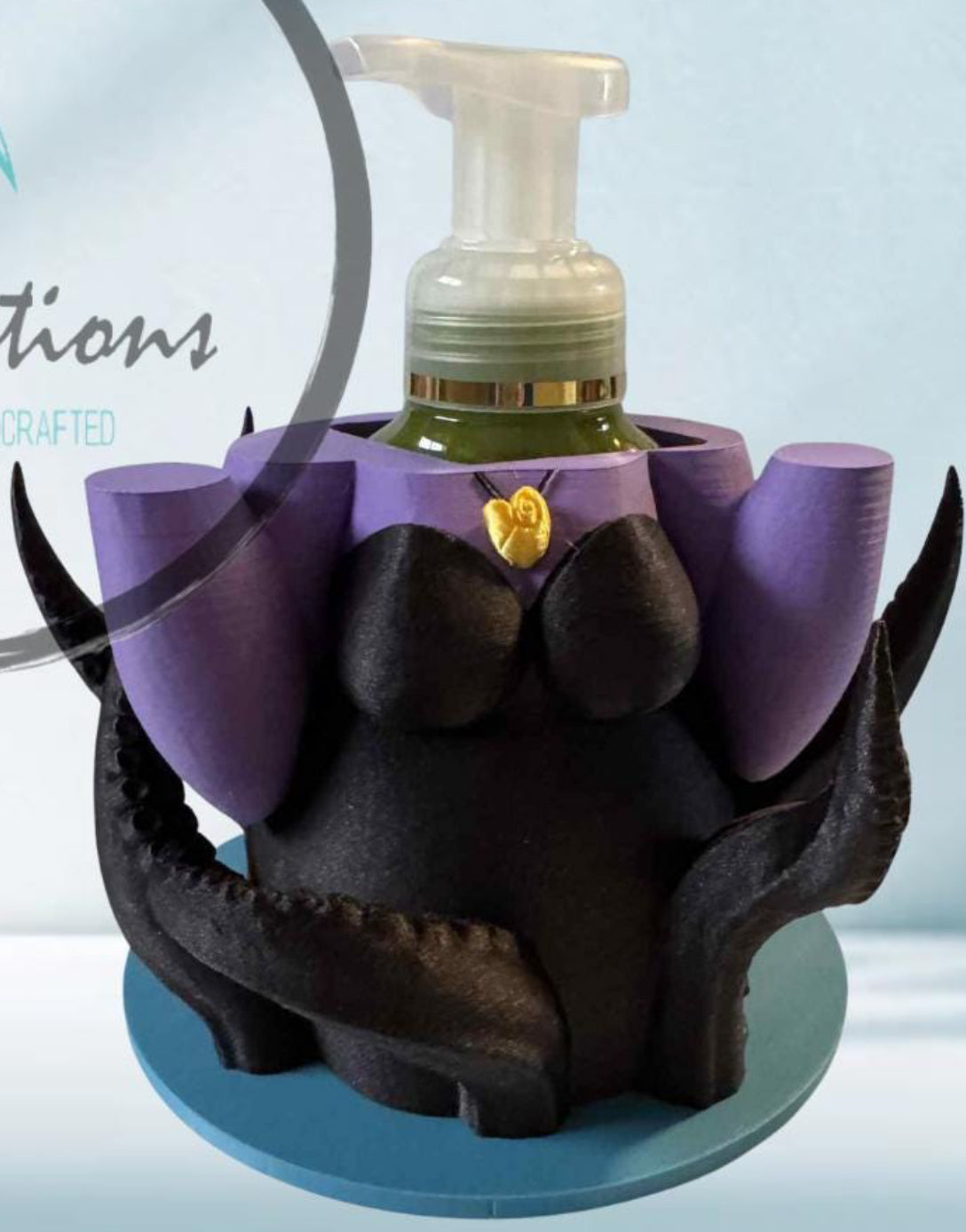 Ursula soap holder