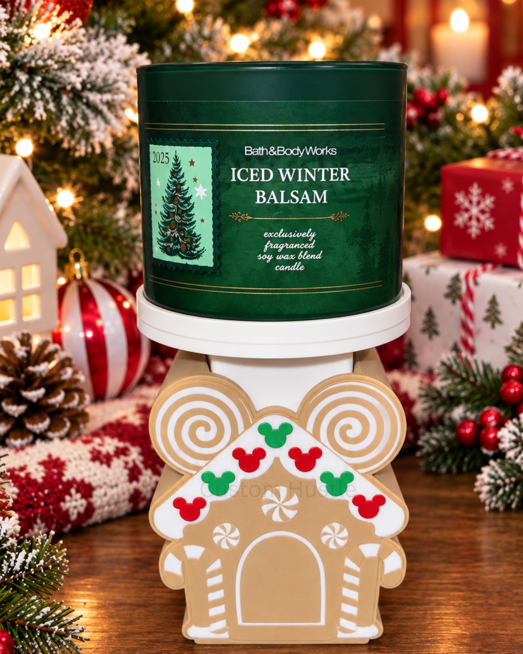 Mouse gingerbread house candle holder