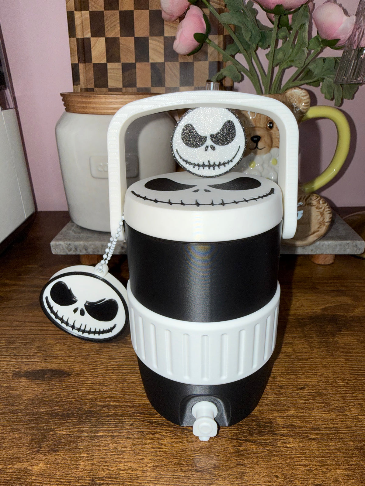 Skeleton 16oz soda can holder