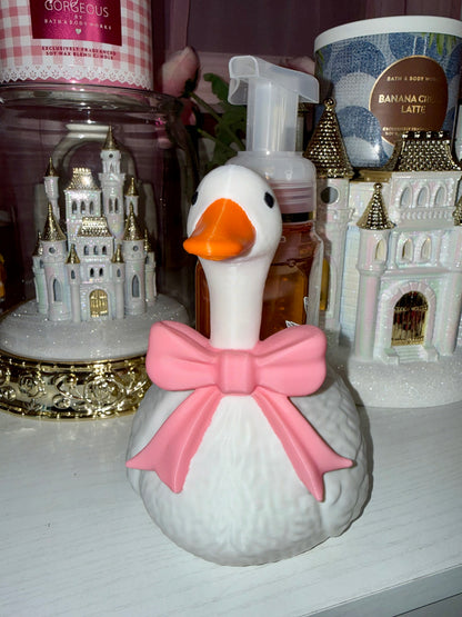 Goose bath & body works soap holder