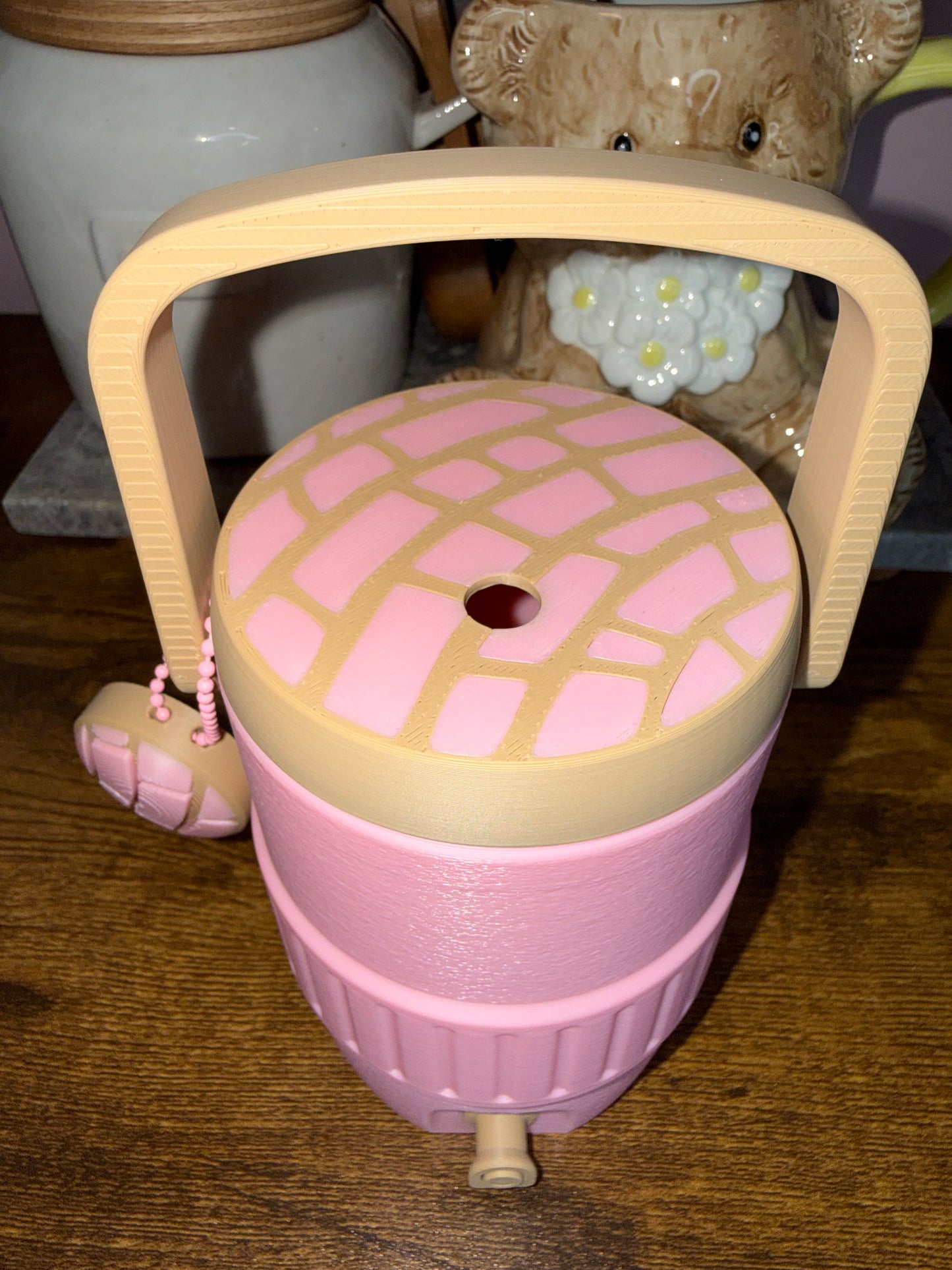 Concha Can holder koozie