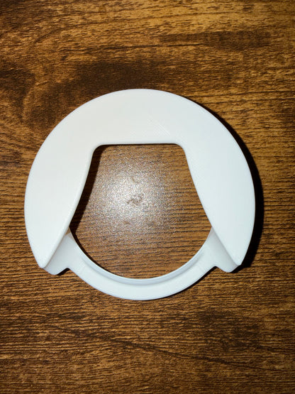 Sip/no straw hole lid