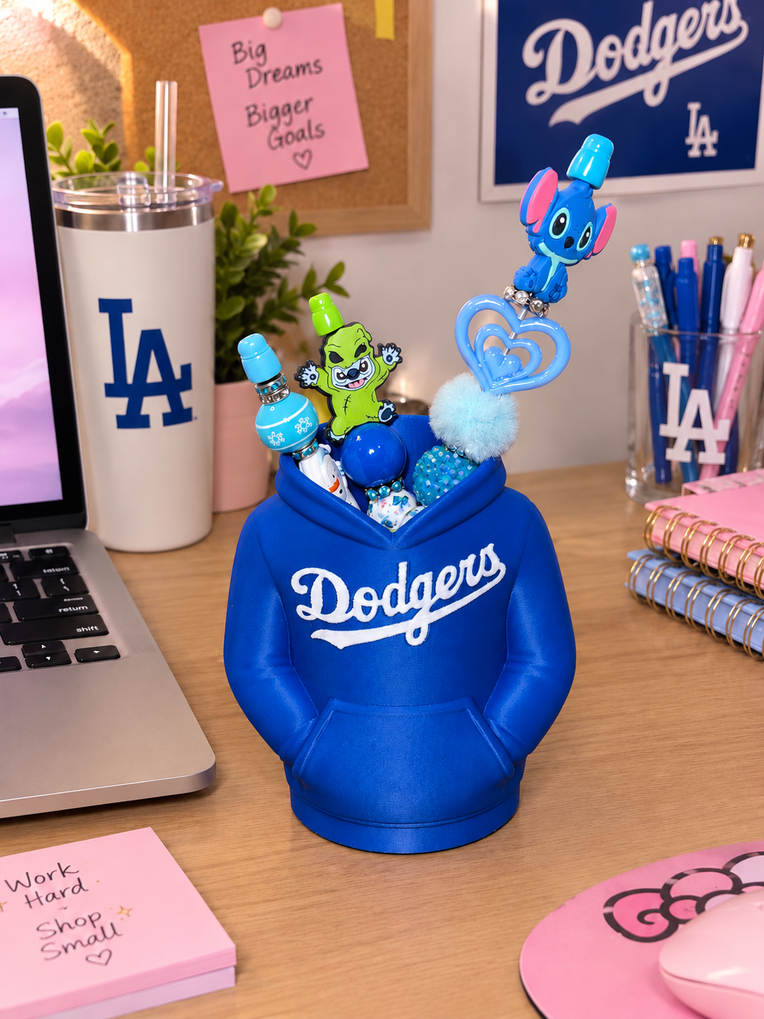 Dodgers sweater pen/ makeup brush holder