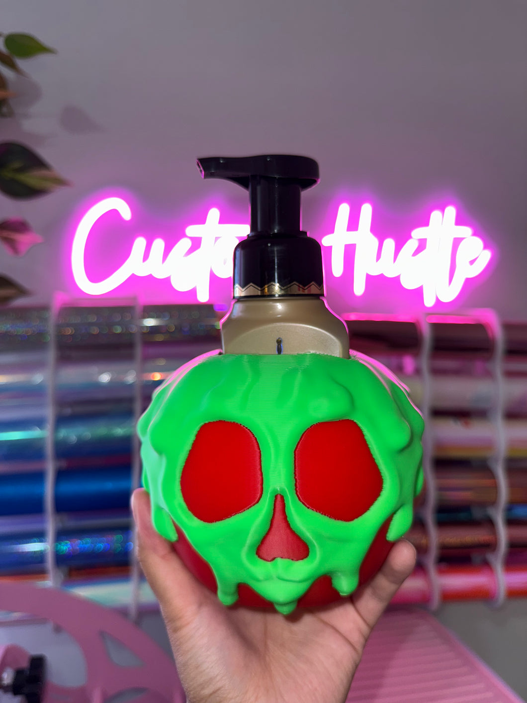 Poison Apple soap holder